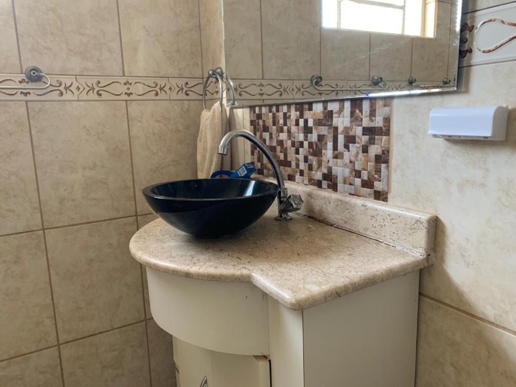  Casa 2 dorm em Botucatu próx unesp