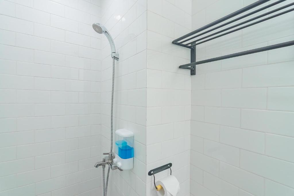 Koupelna v ubytování RedDoorz Premium @ Hotel Hebat