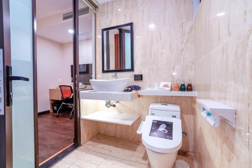 MOMIZI Hotel HAI PHONG - Deluxe Double Room