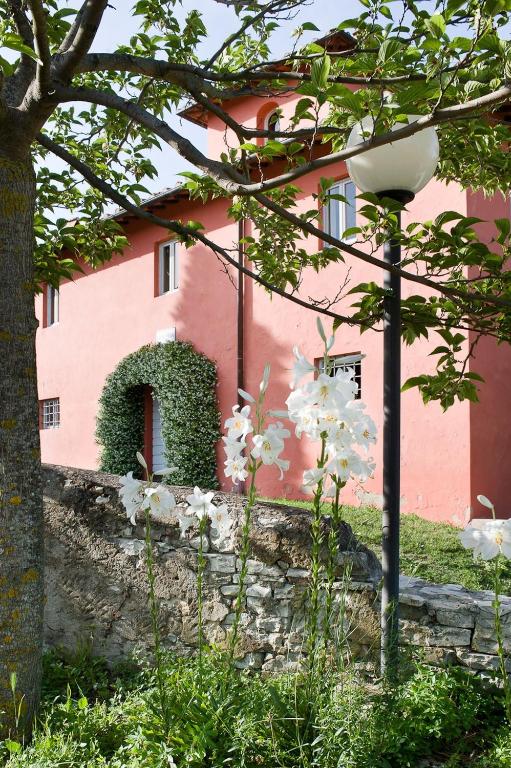 Vonkajšia záhrada v ubytovaní Casavilla Rentals by Torre a Cona