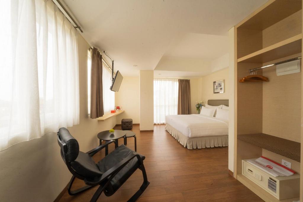 d'primahotel Airport Jakarta 2 - Deluxe King Room