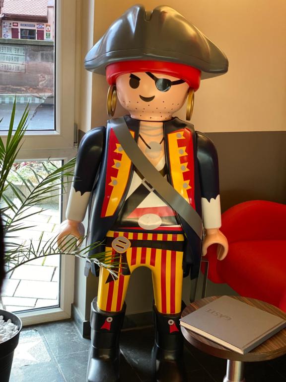 CineHotel Maroni - Paquete Playmobil
