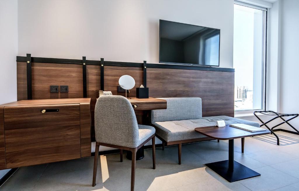 FORM Hotel Al Jaddaf, Dubai, a Member of Design Hotels - Resim 34