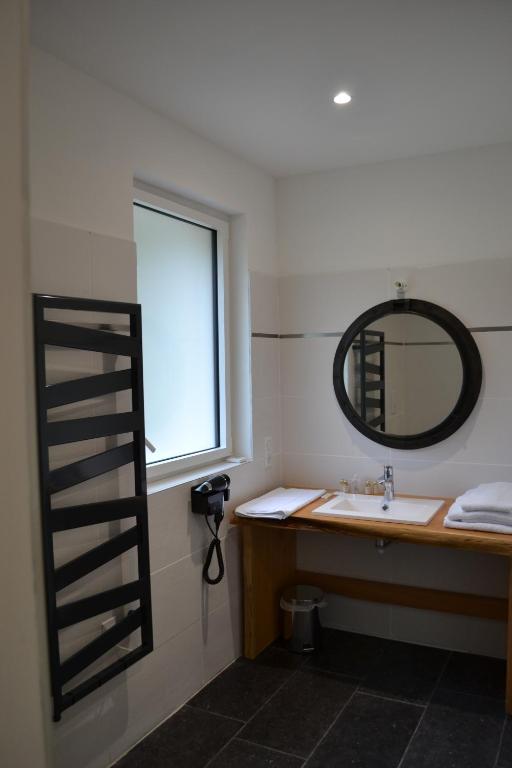Logis Auberge de Pont Calleck - Chambre Triple
