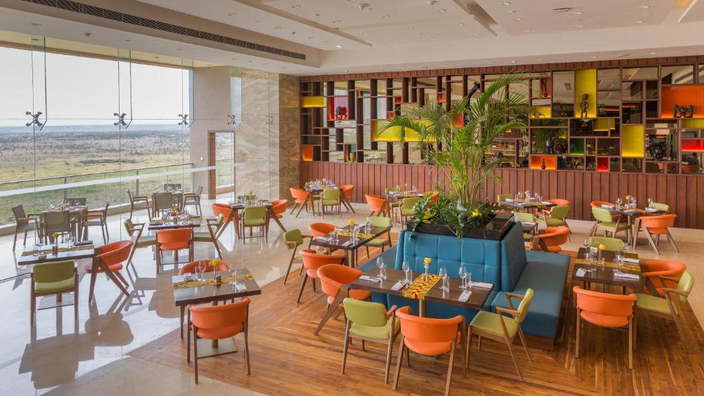 Restaurace v ubytování Emara Ole-Sereni
