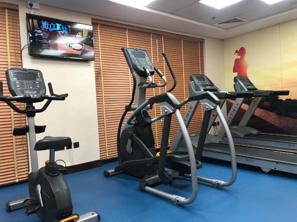 O centro de fitness e/ou as comodidades de fitness de TIME Express Hotel Al Khan