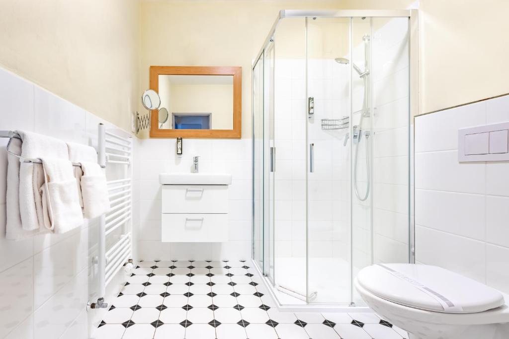 Boutique Hotel SwissHouse - 9