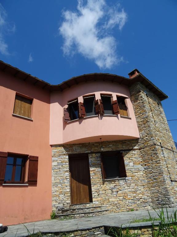 Budova, kde se vila nachází