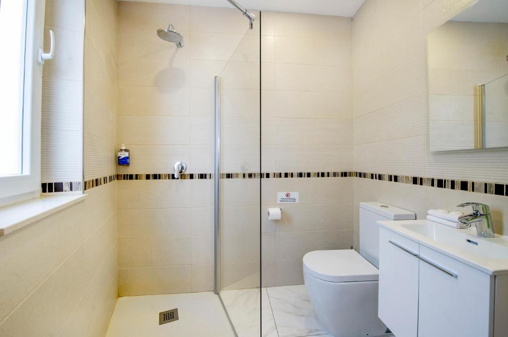 South Wind Guesthouse - 10