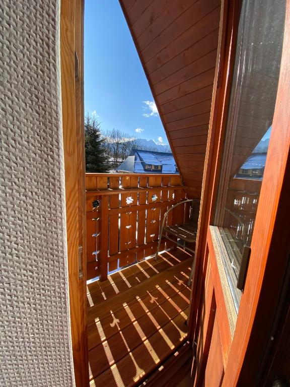 Balkon lub taras w obiekcie Apartamenty pokoje Nad Potokiem