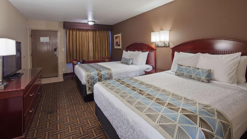Best Western Pasadena Inn photo