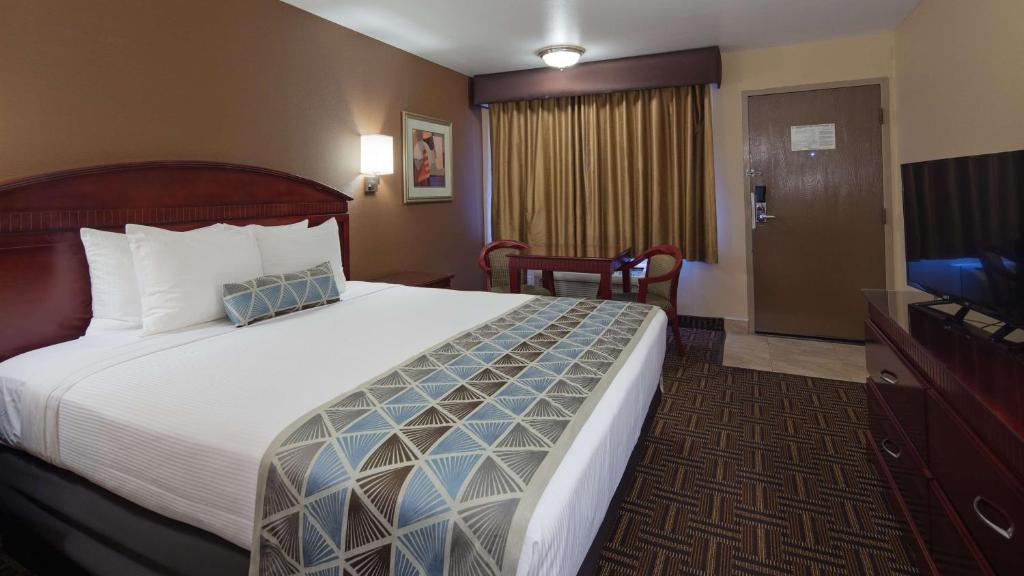 Best Western Pasadena Inn photo