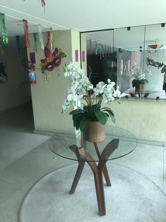  Golden Home Shopping Flat