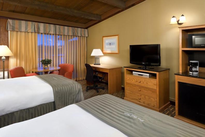 Hueston Woods Lodge and Conference Center - 带湖景的双人间