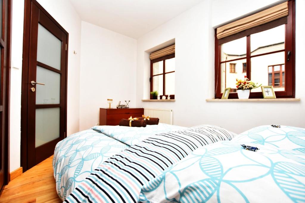 City Central Apartments Wrocław - One-Bedroom Apartment - 6A Odrzańska Street