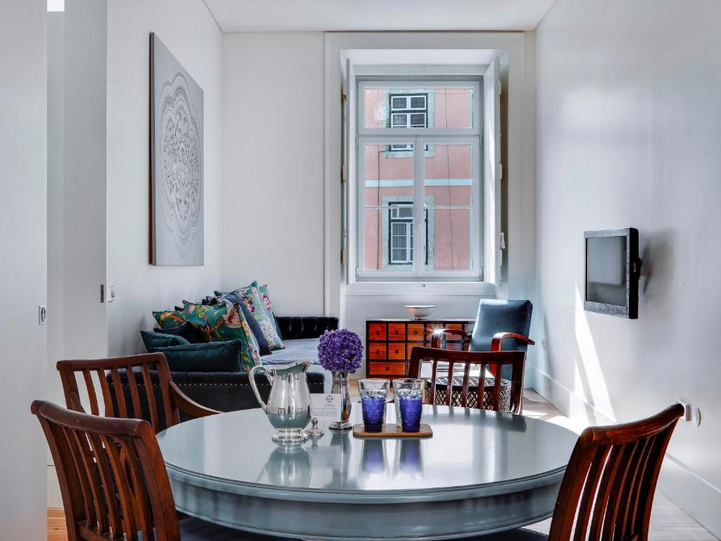 Residentas Apostolos - 5