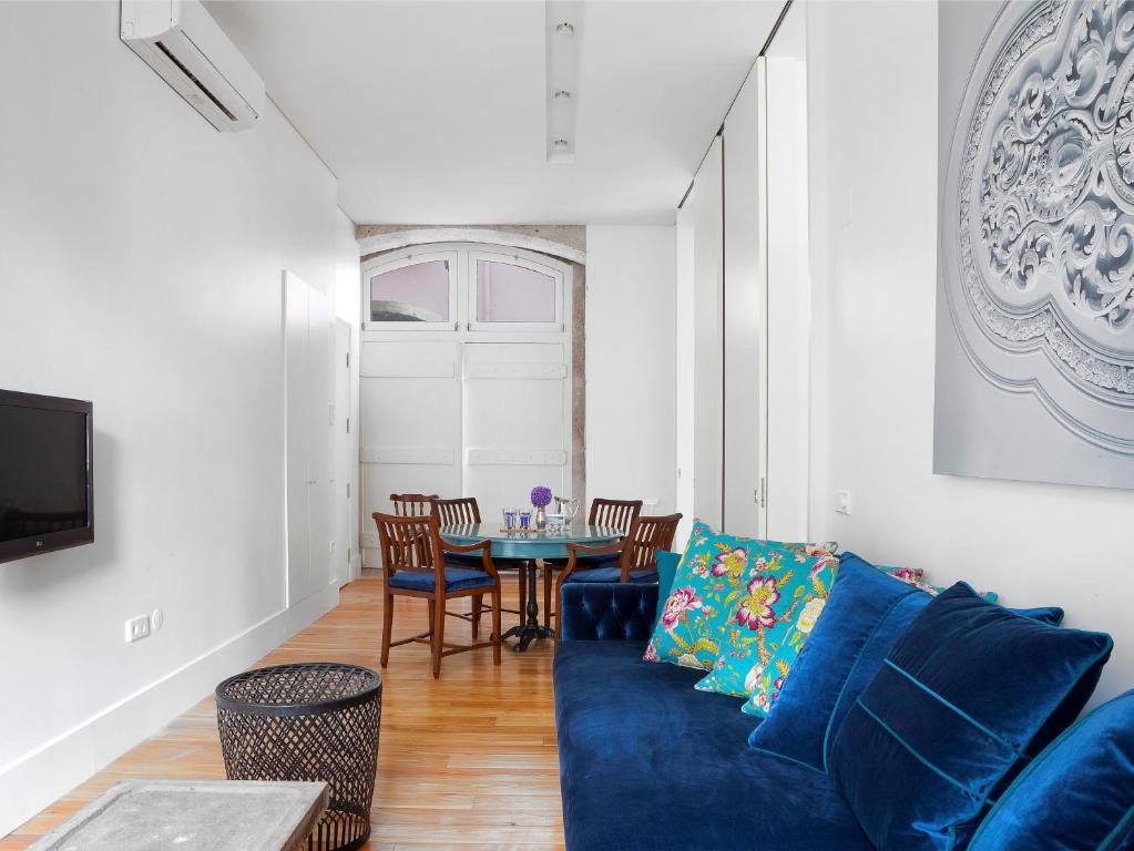 Residentas Apostolos - 6