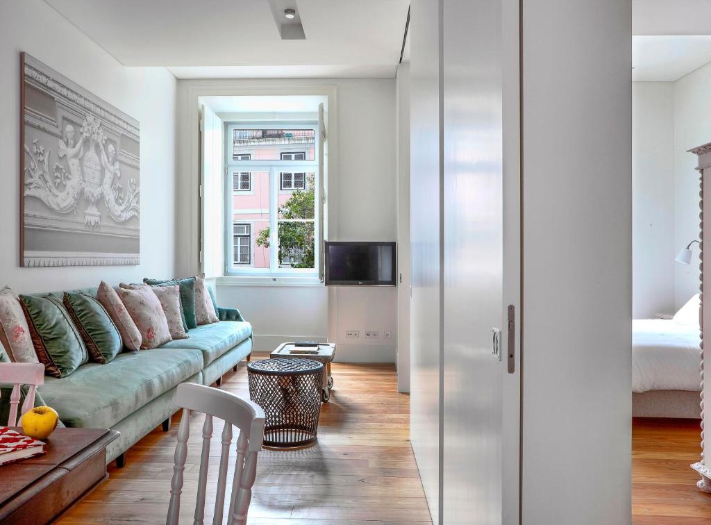 Residentas Apostolos - 12