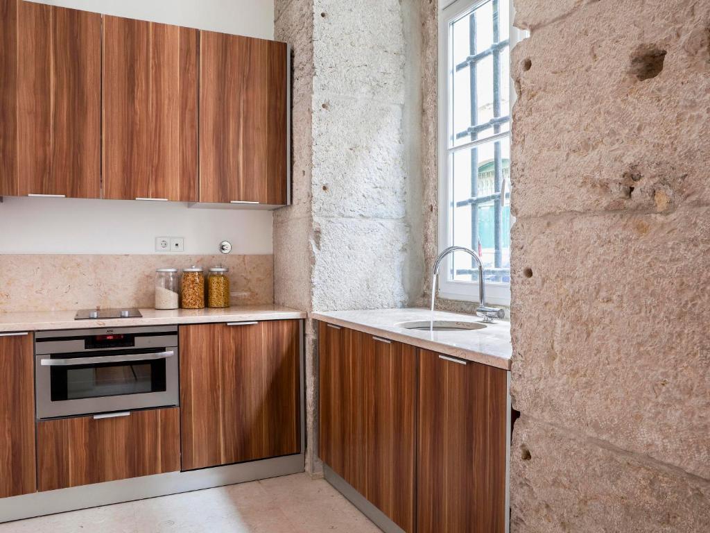 Residentas Apostolos - 16