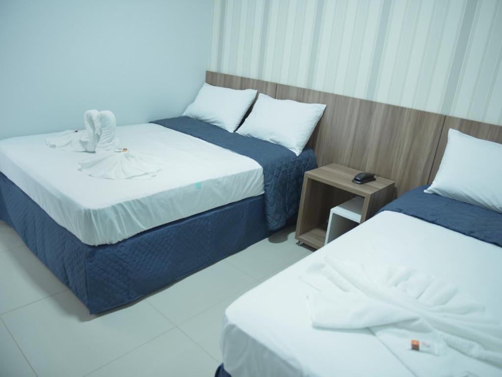  AUTO HOTEL BLUE