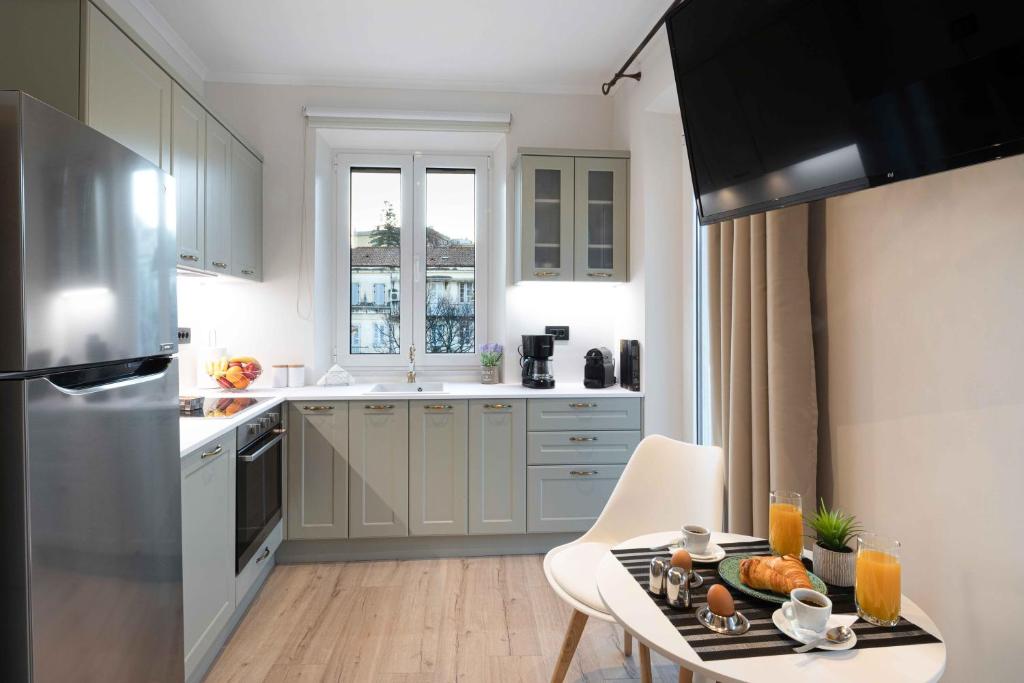 Kuchnia lub aneks kuchenny w obiekcie Porta Reale Suite by CorfuEscapes