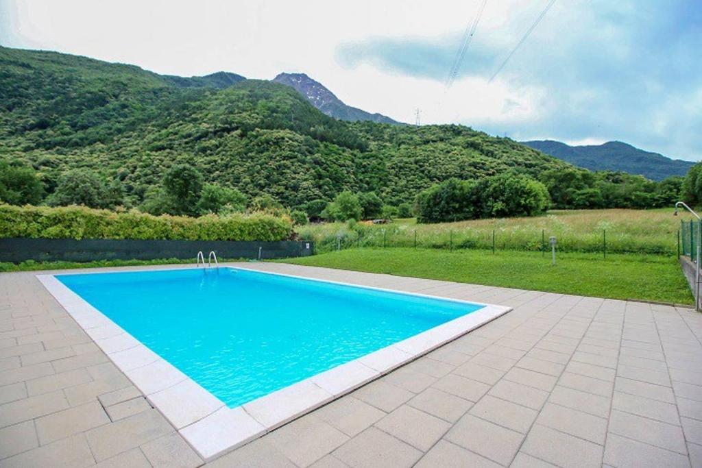A general mountain view or a mountain view taken from the holiday home