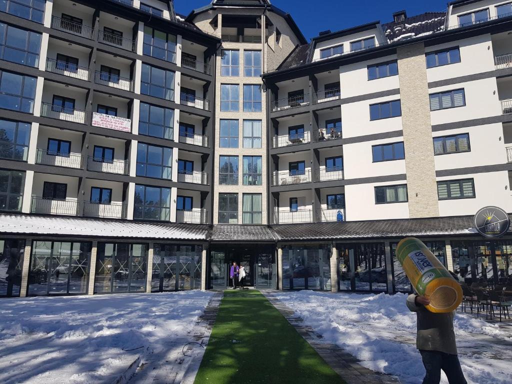 MB LUX APARTMANI - Resim 1