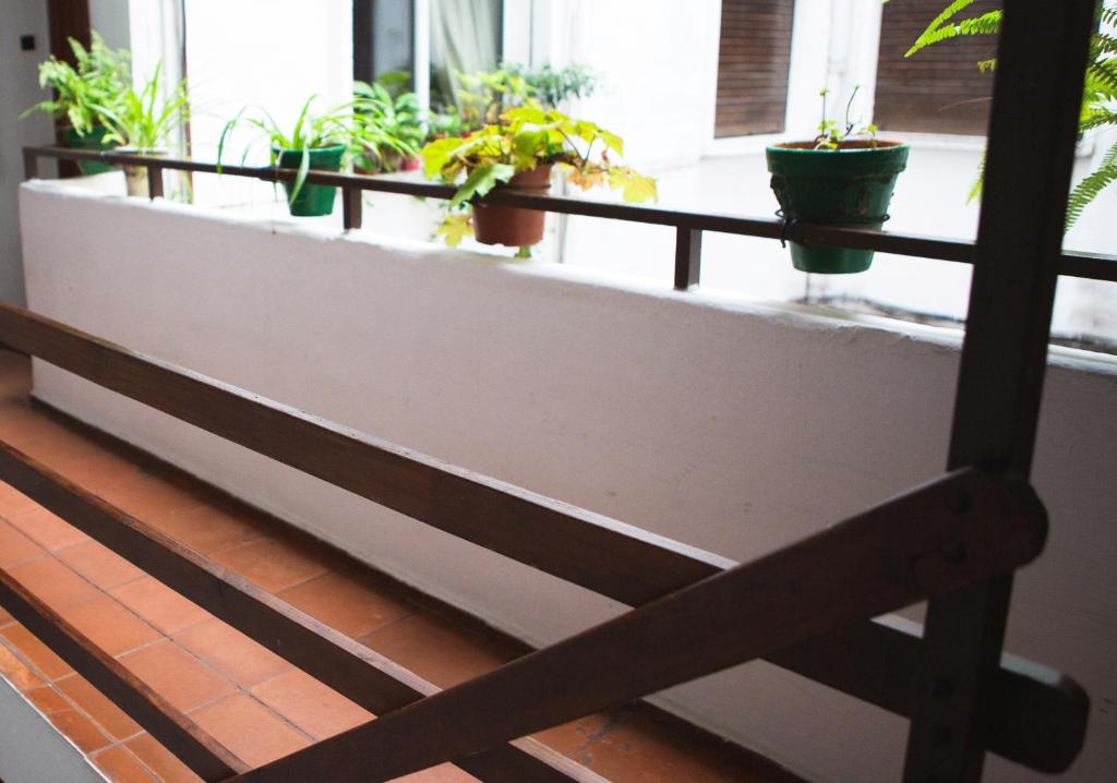 A balcony or terrace at Amor, emoción y más, Auténtico apartamento céntrico climatizado,con wifi, cercano a la catedral y estaciones