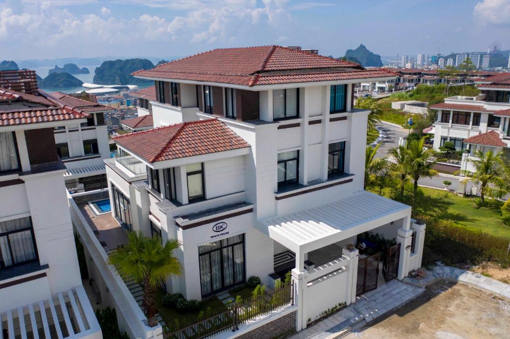 IDC White House Ha Long FLC Golf & Resort, Hạ Long (giá cập nhật 2025)