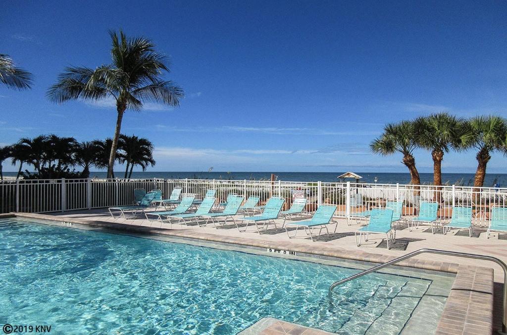 Leonardo Arms 110 condo, Fort Myers Beach, FL