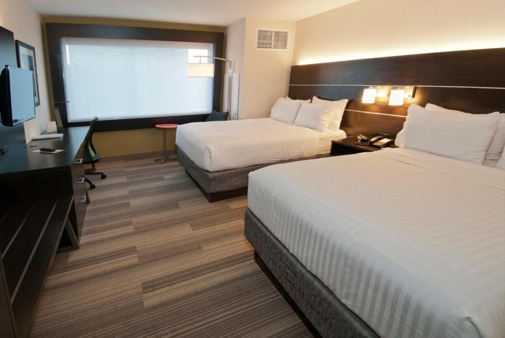 Holiday Inn Express & Suites Johnstown, an IHG Hotel - Chambre Standard Avec Deux Lits Queennes