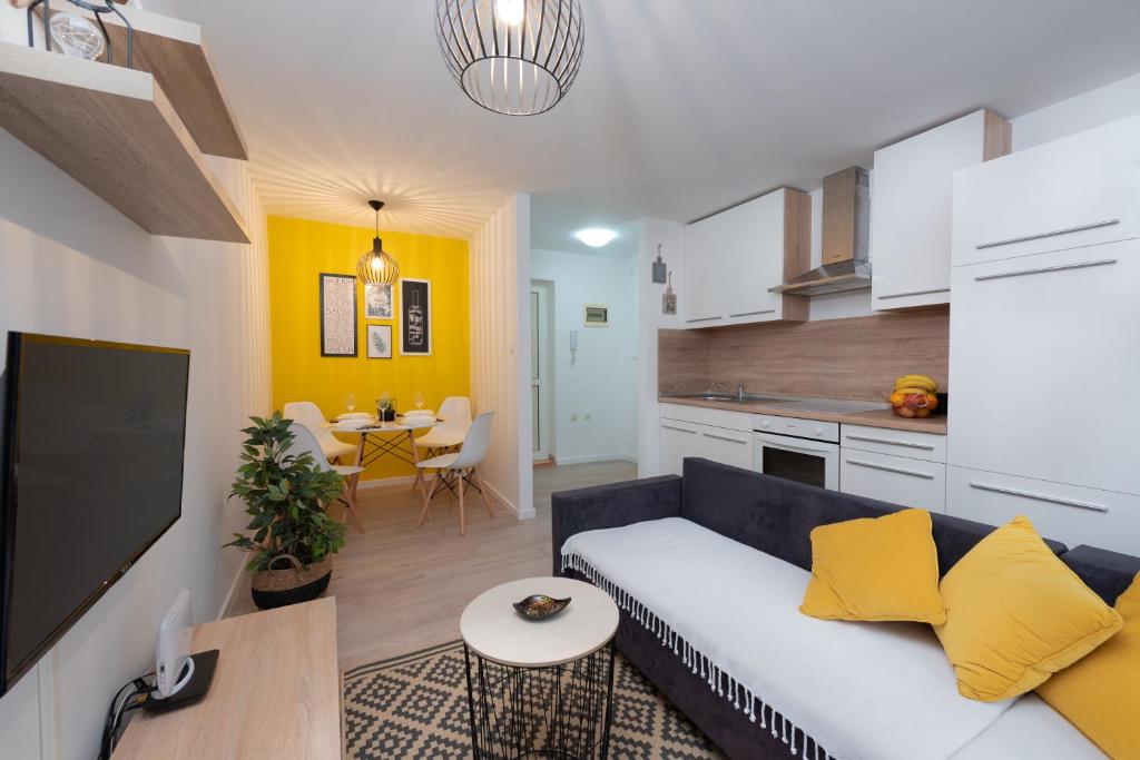 Coin salon dans l'établissement Apartman Banska Vrata