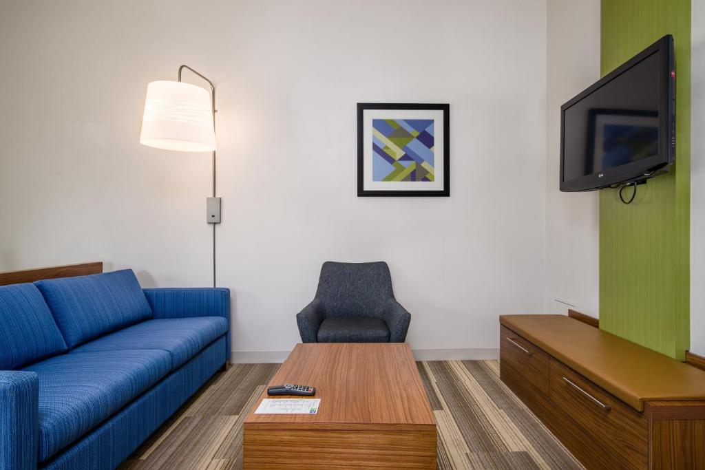 Holiday Inn Express Phoenix-Airport/University Drive, an IHG Hotel - King Suite - Bañera Accesible Para Comunicaciones Y Movilidad