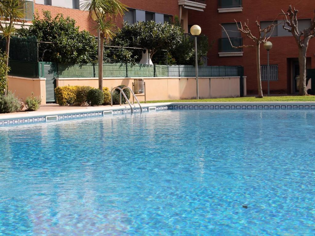 Suitur beach apartment with pool, Calafell, Spain - Booking.com