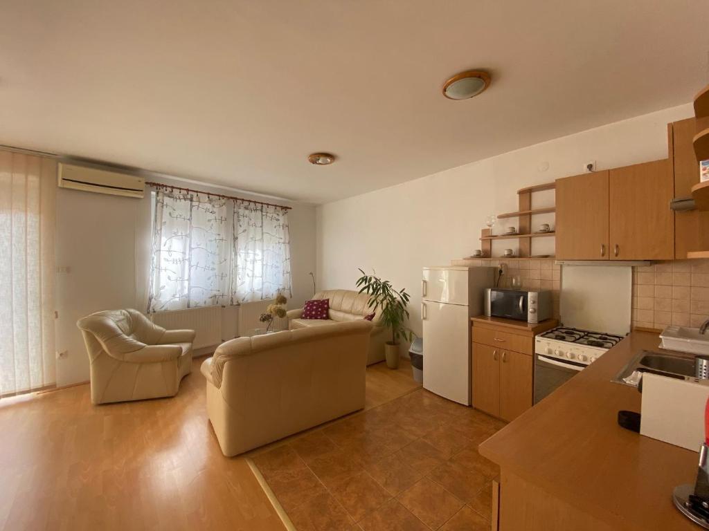 Kuchyňa alebo kuchynka v ubytovaní iHome Apartment 3.0