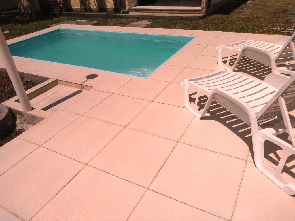  Linda casa 3 quartos 1 suíte e piscina RESERVE JÁ PARA OS PRÓXIMOS FERIADOS