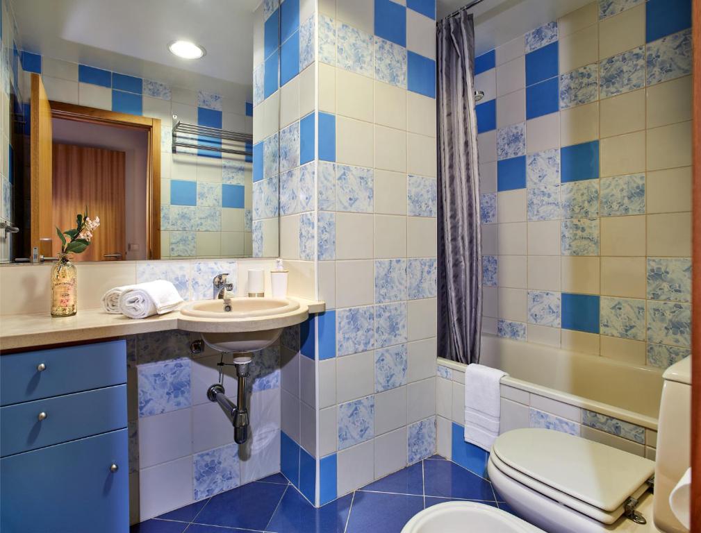 Salle de bains dans l'établissement Casas Barulho Albufeira Marina