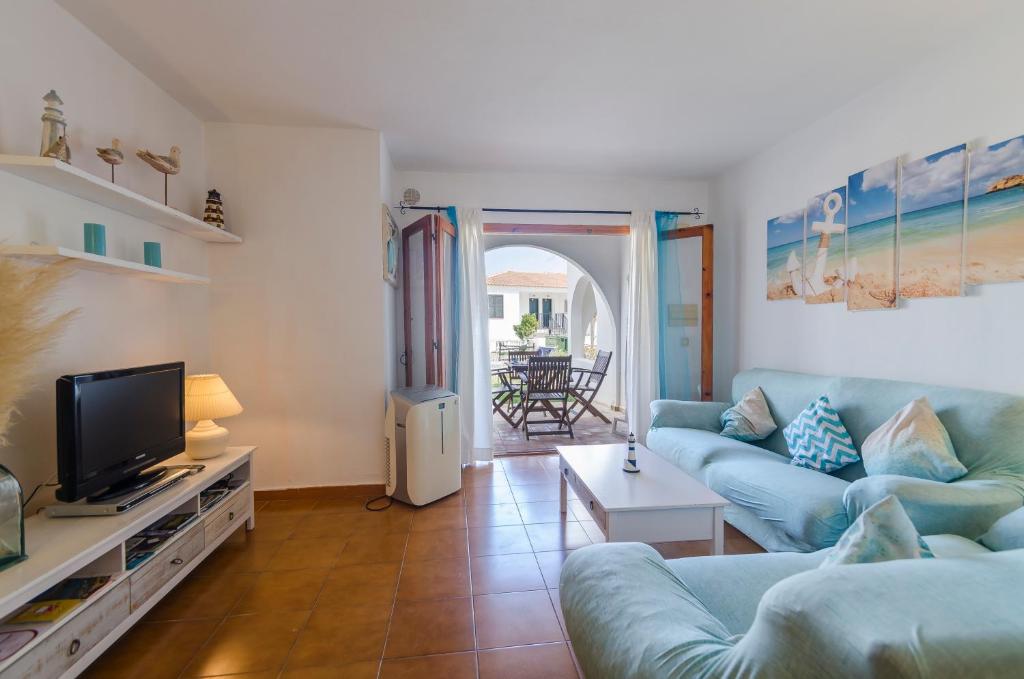 Apartment Love Menorca piscina,pequeño jardin, Arenal den ...