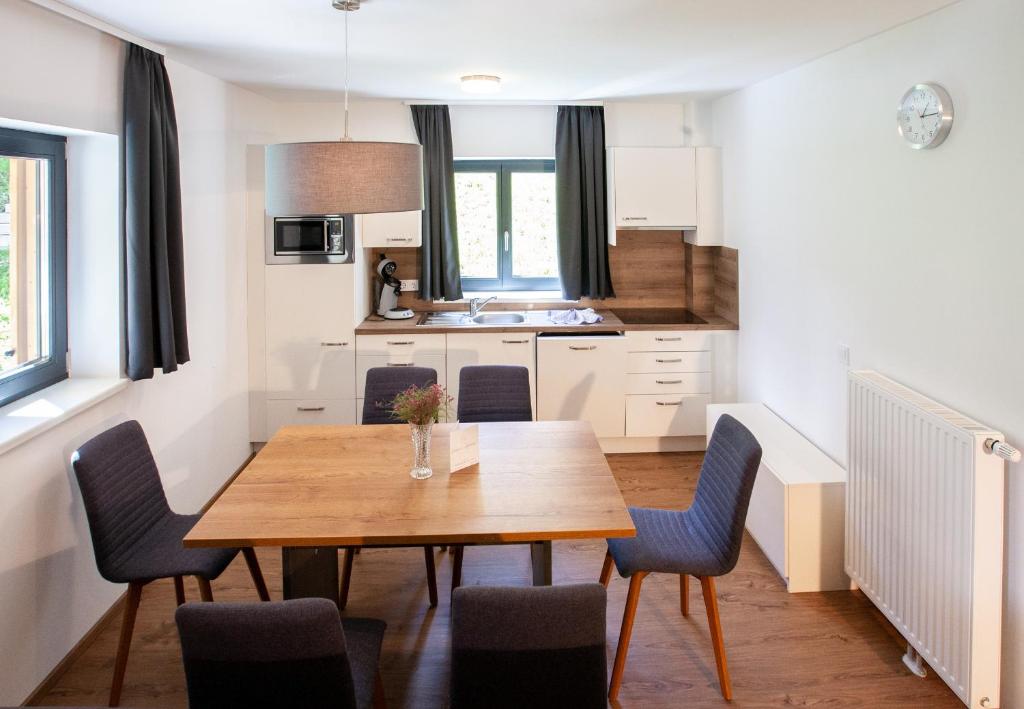 Chalet-Resort Montafon - Appartement Avec Terrasse E