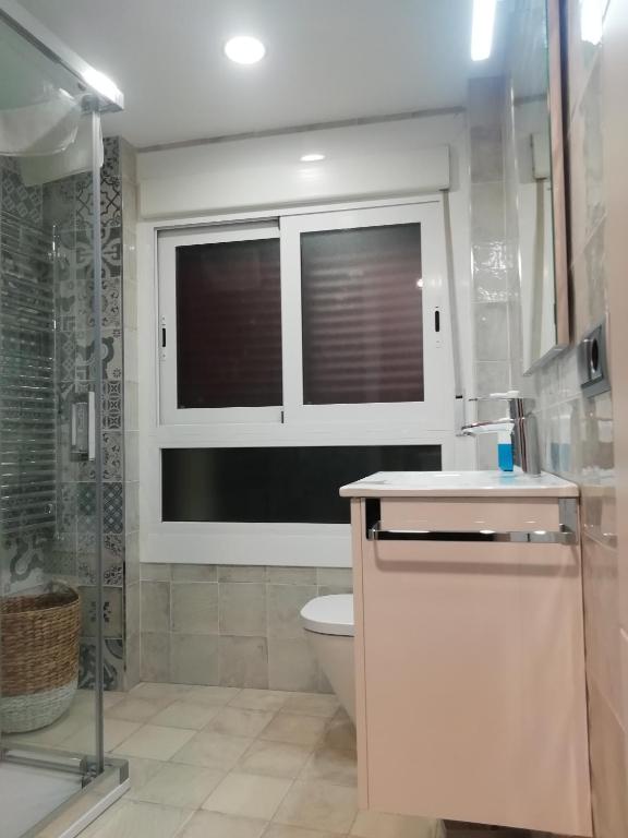 Koupelna v ubytování Apartamento Turístico Santiago
