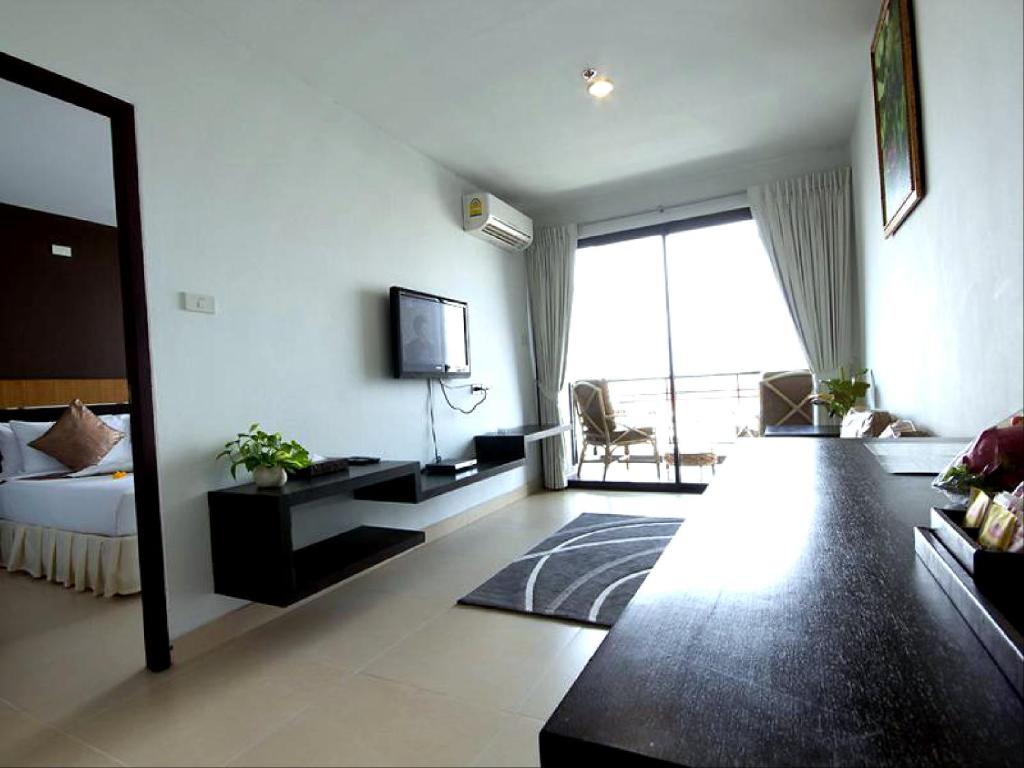 Vogue Pattaya Hotel - Resim 6