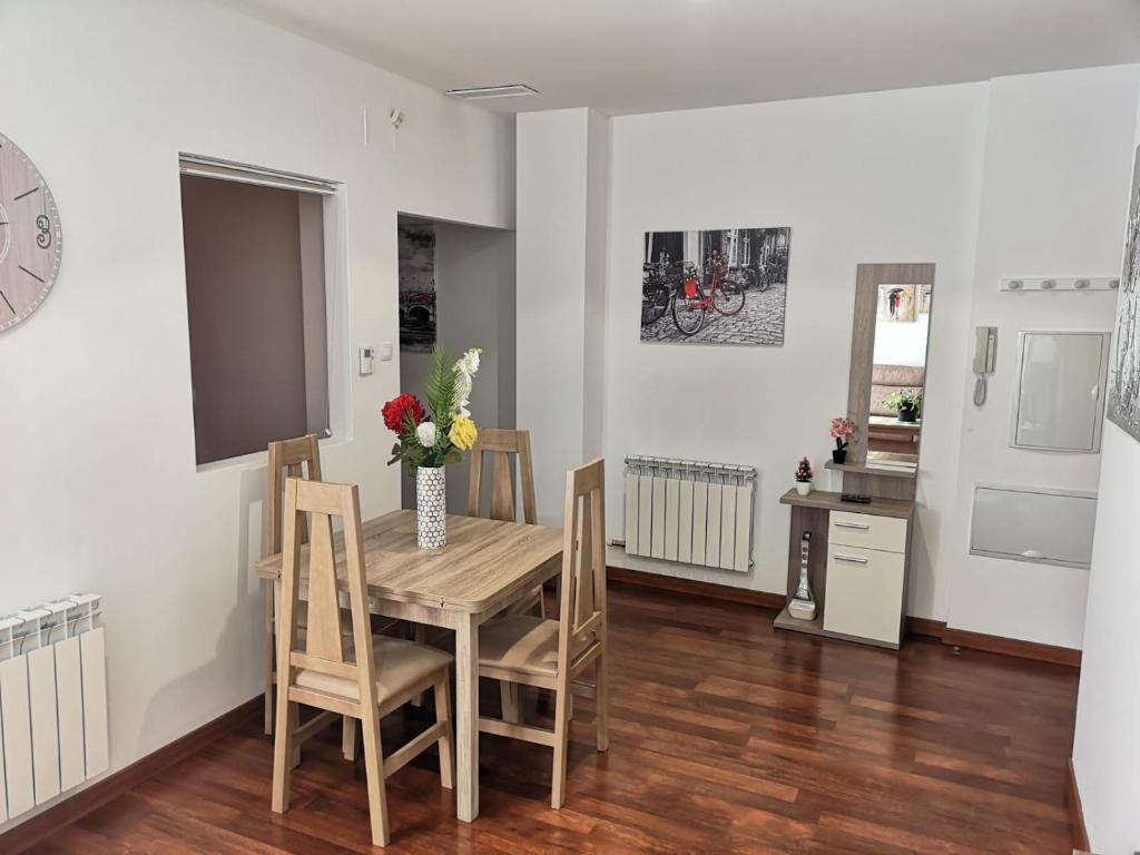 Apartamentos Hemar Granada - 10