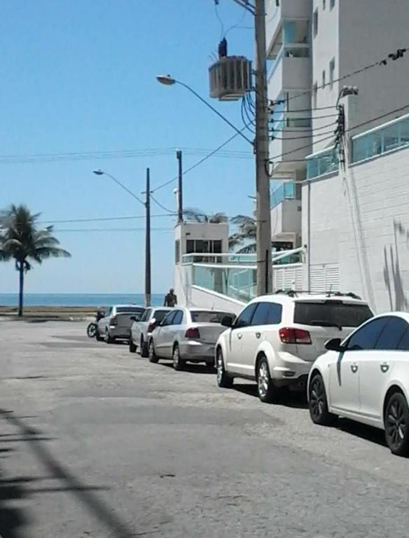  Apartamento para temporada Condomínio Ilha de Noronha Praia Grande SP