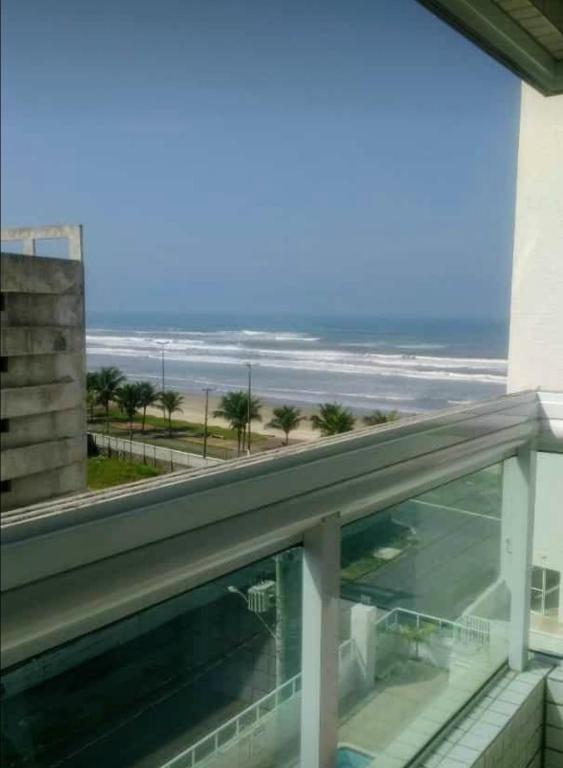  Apartamento para temporada Condomínio Ilha de Noronha Praia Grande SP