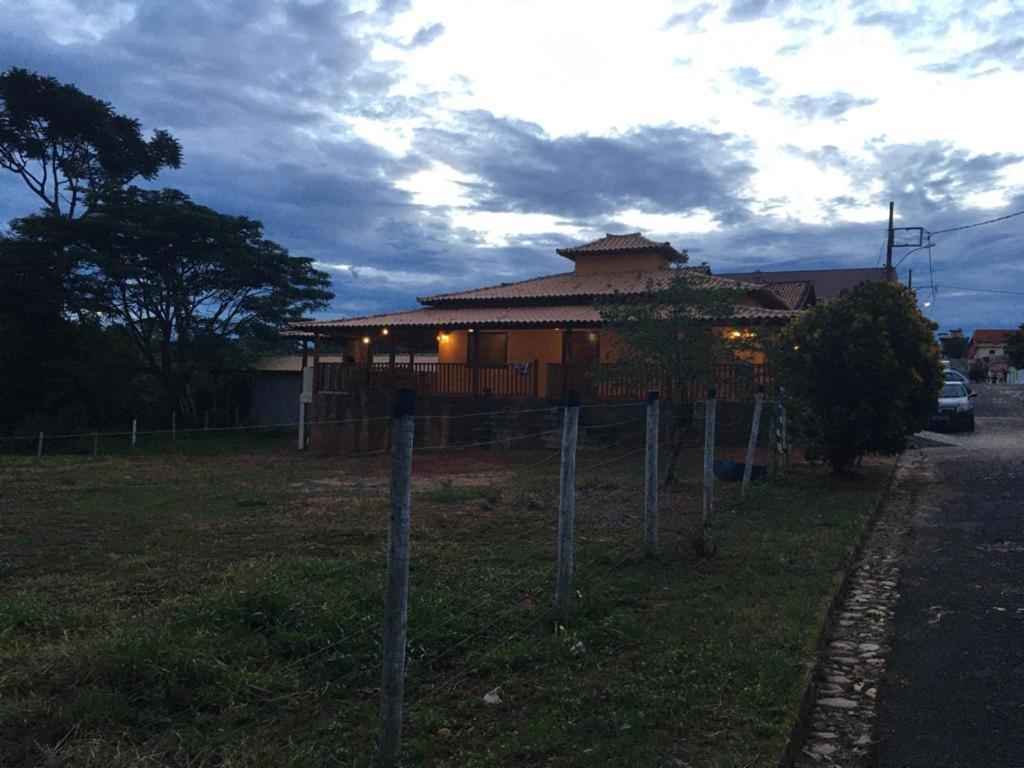  Casa nas margens do São Francisco em Vargem Bonita-MG