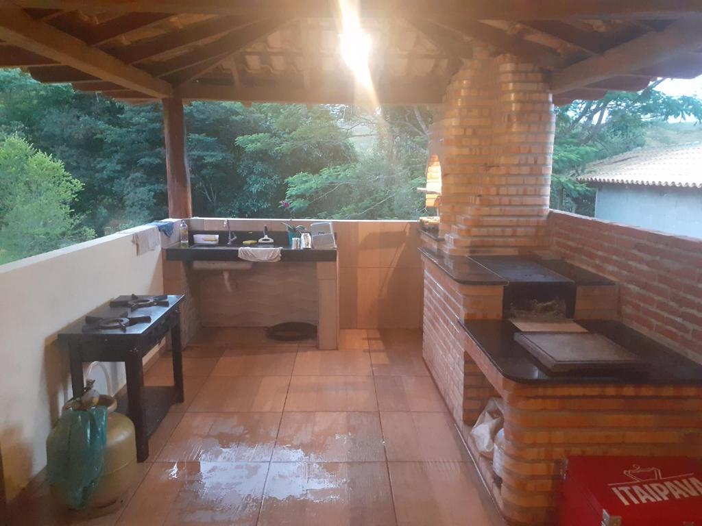  Casa nas margens do São Francisco em Vargem Bonita-MG