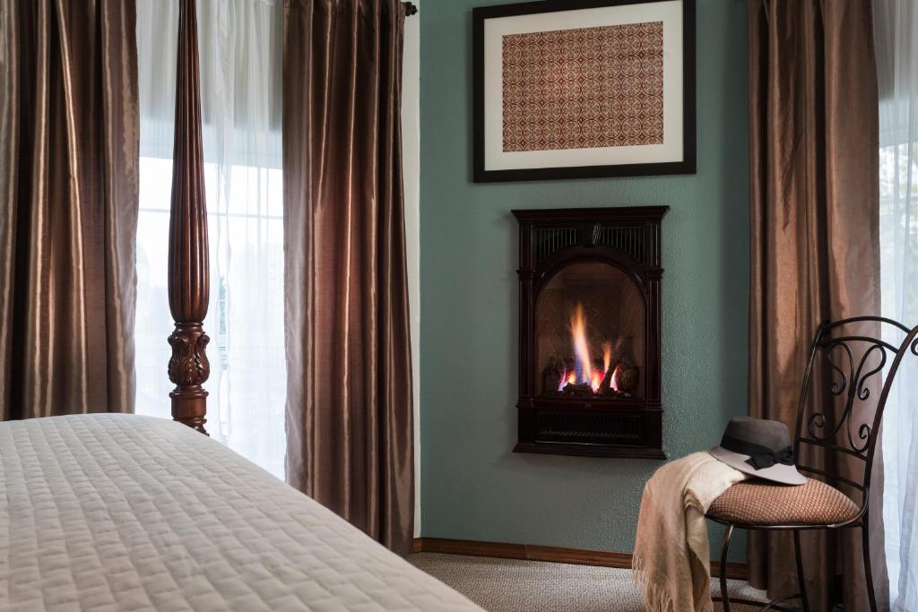 The Roosevelt Inn - Chambre Roi Avec Vue Sur Le Lac