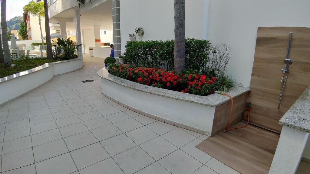  Porto Del Mar Residence