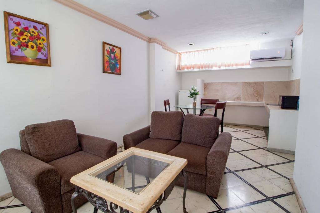 Kuchyň nebo kuchyňský kout v ubytování Hotel Ambassador Mérida