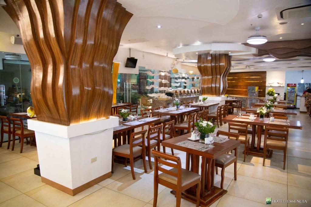 Restaurace v ubytování Hotel Essencia